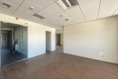North Athens office 1.566 sq.m for rent