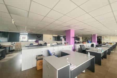 West Athens, offices 1,000 sq.m for rent