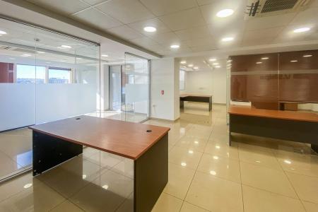 Piraeus, offices 1,400 sq.m for rent