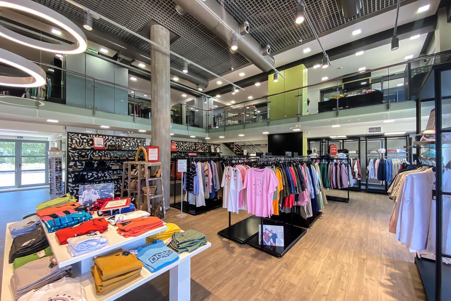 North Athens, store 776 sq.m for rent