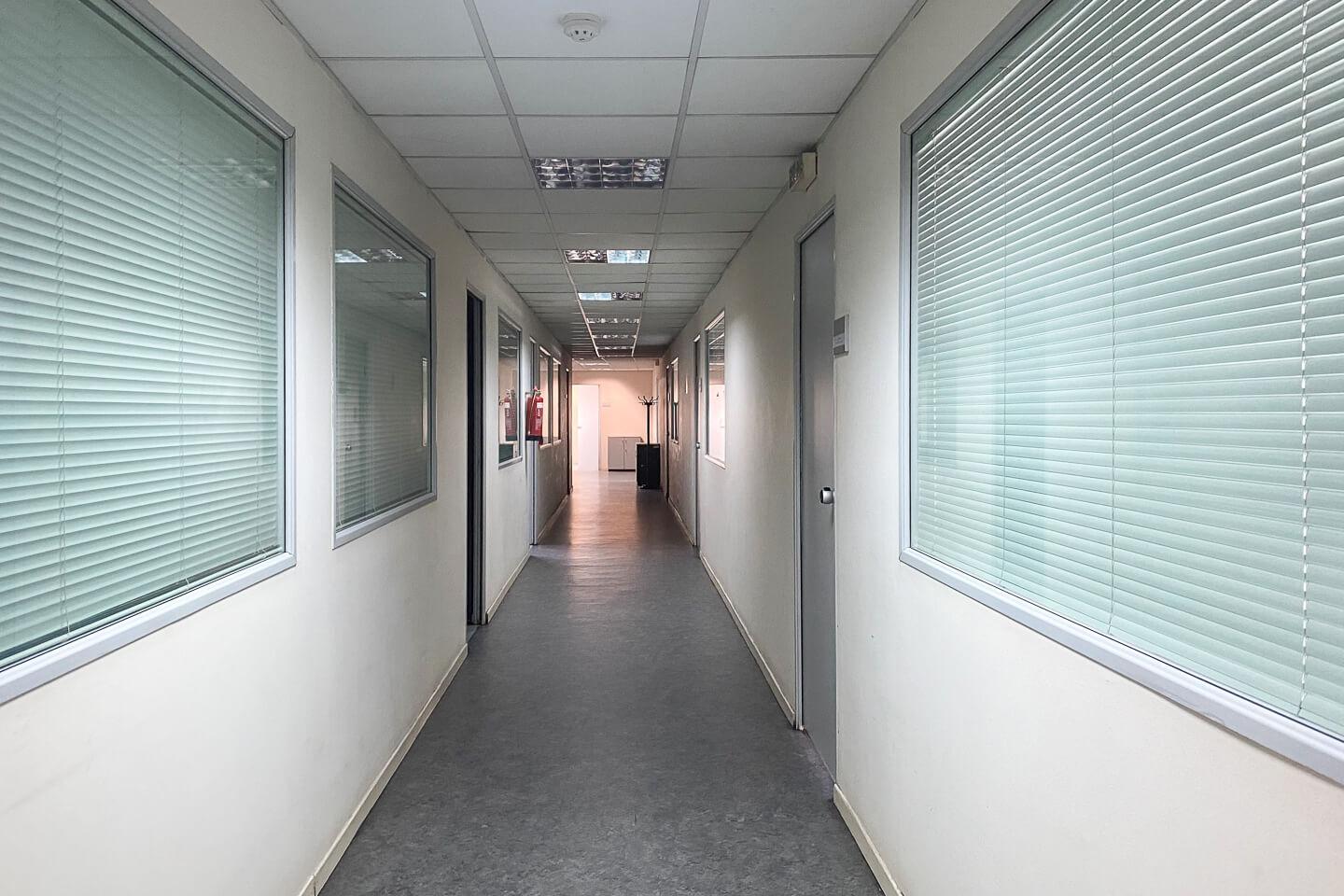 Athens center, offices 1,300 sq.m for rent