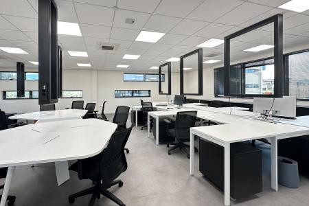 Maroussi independent office building 1300 sq.m. for rent