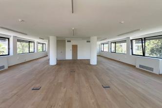 Chalandri, office building 1,100 sq.m for rent