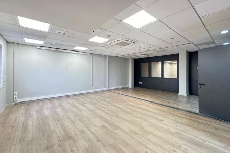 Chalandri, offices 613 sq.m for rent