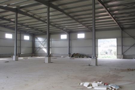 East Attica industrial warehouse 1.300 sqm to let