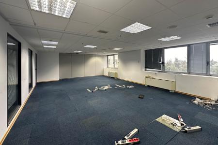 Kifissia, offices 1,582 sq.m for rent
