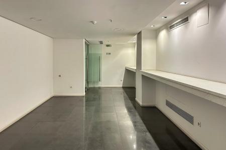 Athens, ground floor offices 802 sq.m for rent