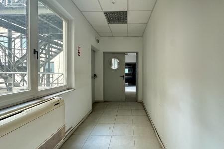 Athens, office building 7.500 sq.m for rent