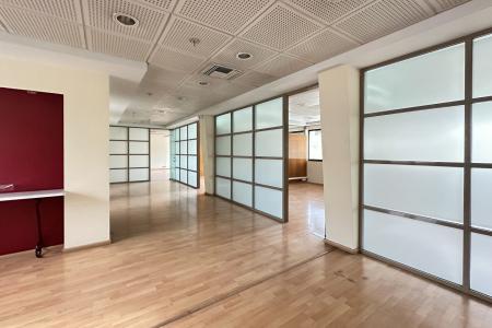 Athens, office building 7.500 sq.m for rent