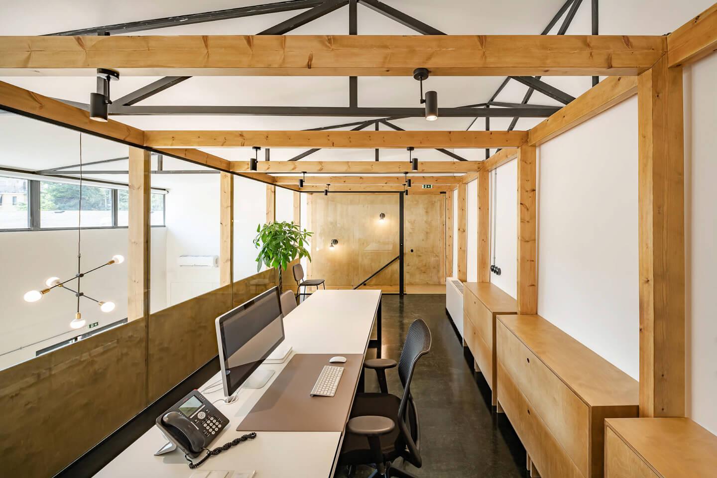 Tavros, building complex 1.280 sq.m., for rent