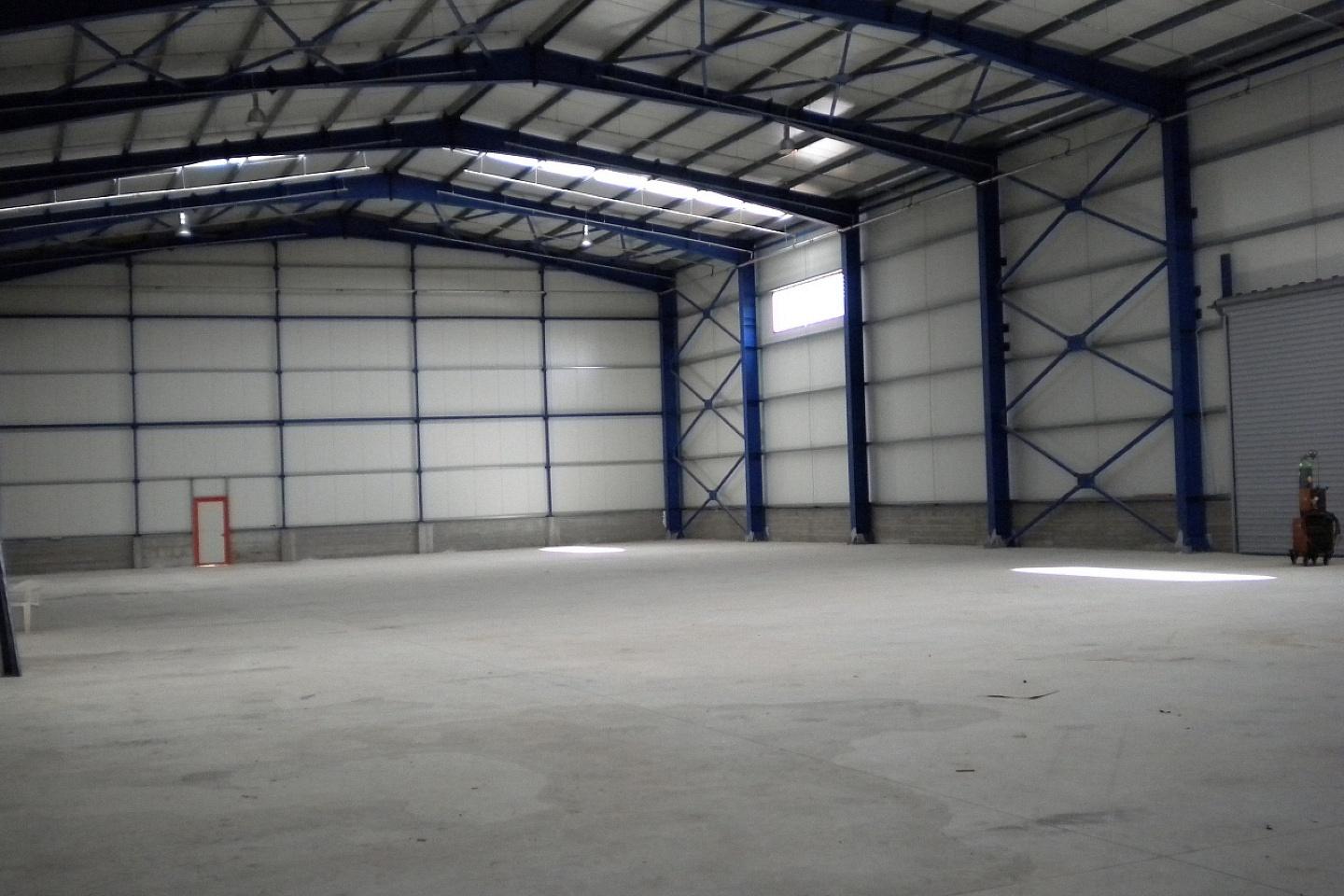 West Attica industrial warehouse 4.500 sqm for rent