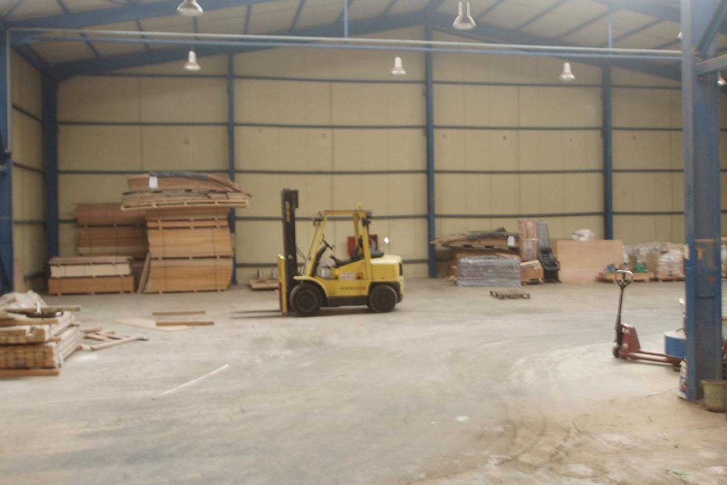 West Attica industrial building 1.500 sq.m for rent