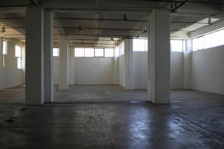 West Athens warehouse 1.800 sqm for rent