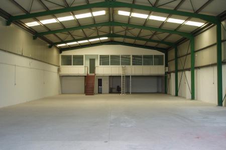 West Athens commercial warehouse 800 sqm for rent