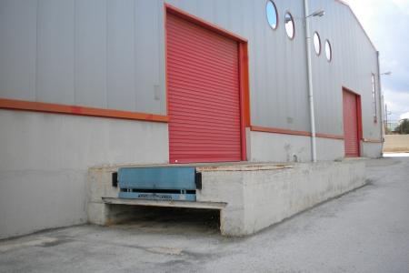 West Attica industrial warehouse 2.200 sqm for rent