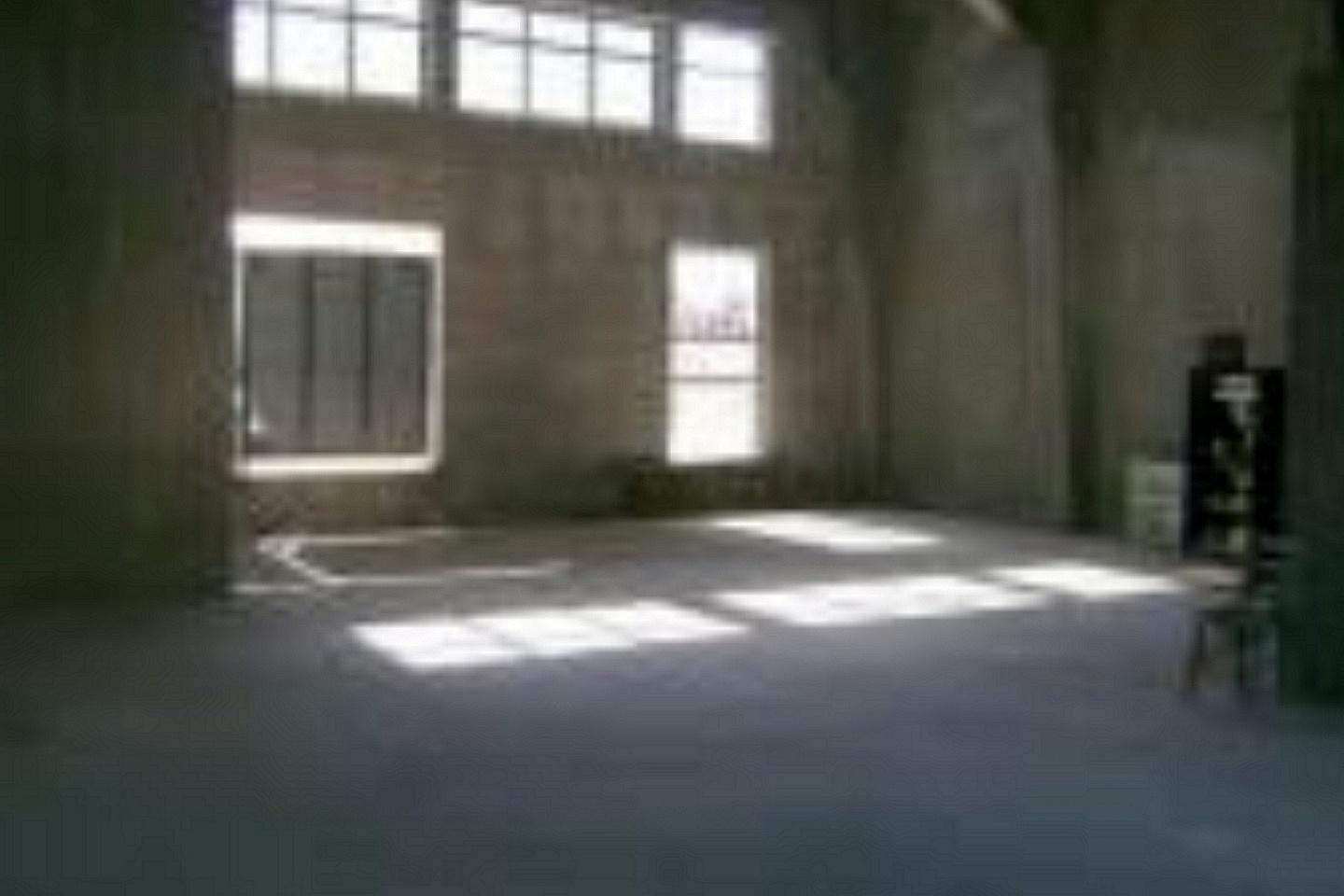 Athens center, retail store 200 sq.m to let