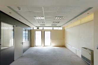 Athens office building 1,500 sqm for rent