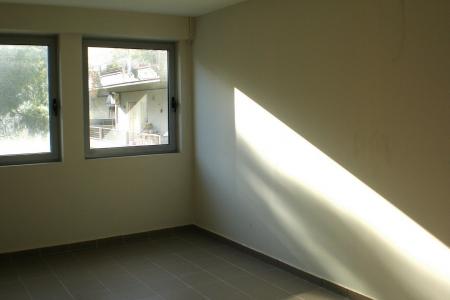 Aghia Paraskevi, building 830 sq.m to let