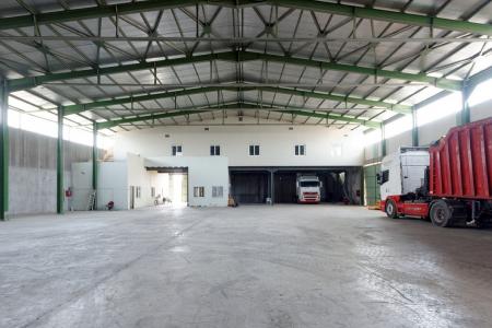 West Attica warehouse 1.500 sq.m for rent