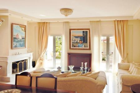 Aghios Stefanos, luxurious house 390 sq.m for sale