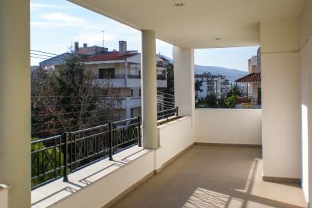 Vrilissia, penthouse 100 sq.m to let