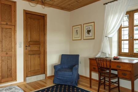 Zagorochoria traditional hostel 344 sq.m for sale