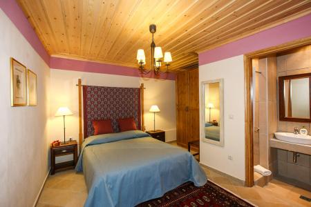 Zagorochoria traditional hostel 344 sq.m for sale