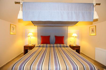 Zagorochoria traditional hostel 344 sq.m for sale