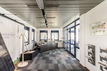 North Athens office property 1.210 sq.m for sale