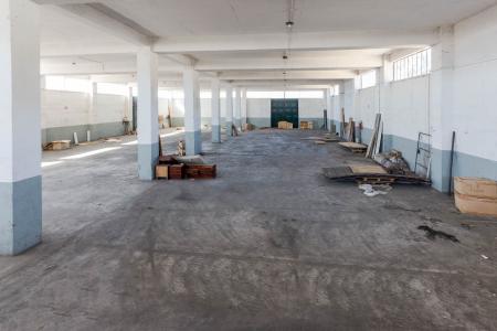 West Attica commercial space 1.000 sq.m for rent