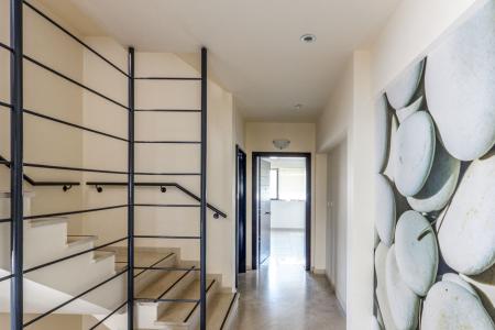 North Athens building 1.180 sq.m for sale