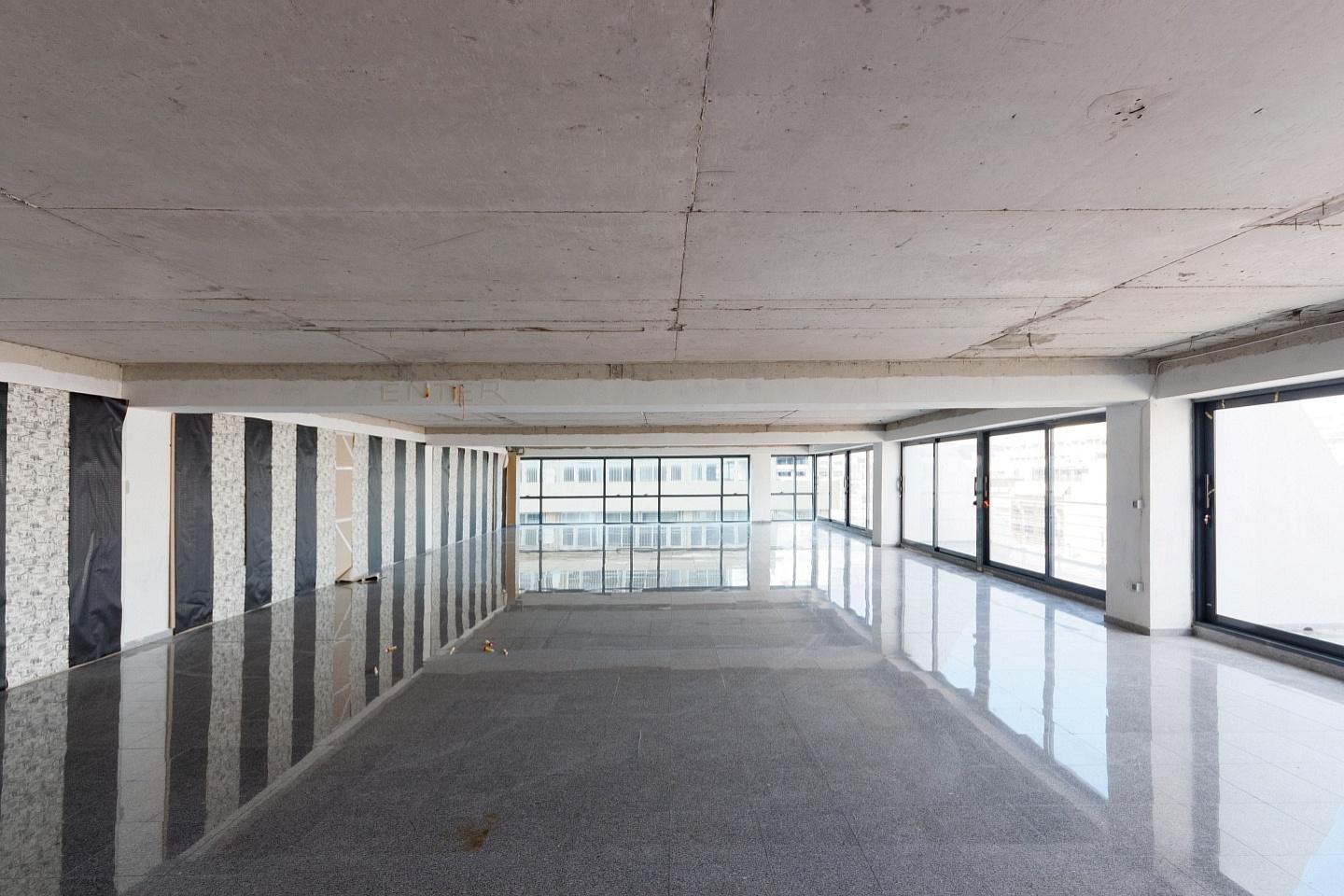 Piraeus office space 690 sq.m for rent