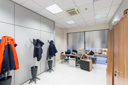 West Athens office building 1.800 sq.m for rent