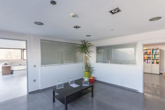 North Athens commercial building 900 sq.m for rent