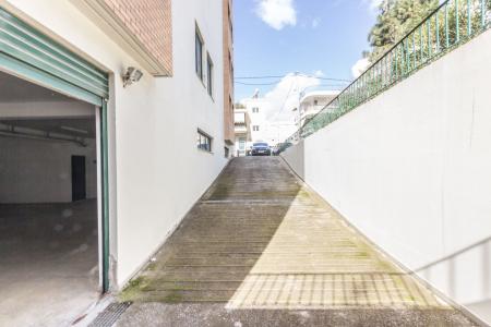 Metamorfosi building 720 sq.m for rent