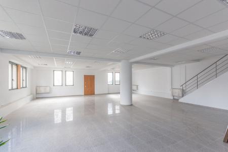 Metamorfosi building 720 sq.m for rent