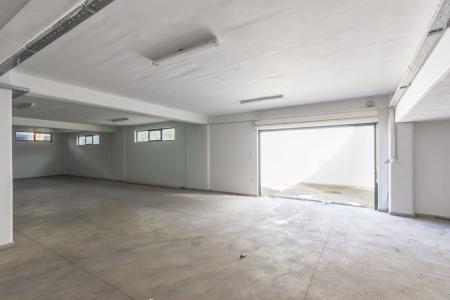West Athens commercial building 940 sq.m for rent