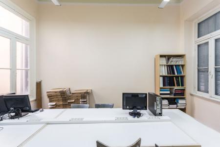 Athens, building 540 for rent