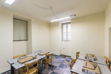 Athens, building 540 for rent