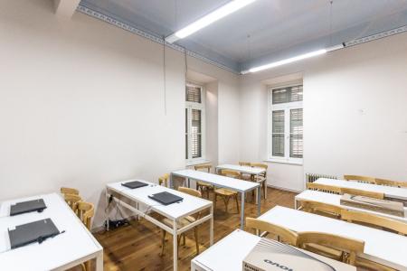 Athens, building 540 for rent