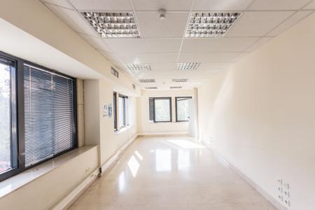 North Athens office building 1.000 sq.m., for rent