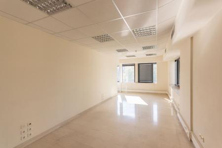 North Athens office building 1.000 sq.m., for rent
