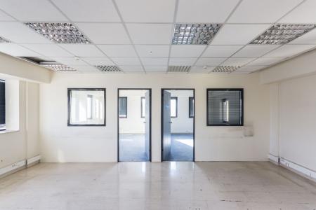 North Athens office building 1.000 sq.m., for rent