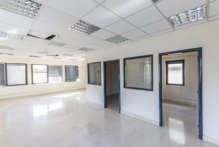 North Athens office building 1.000 sq.m., for rent