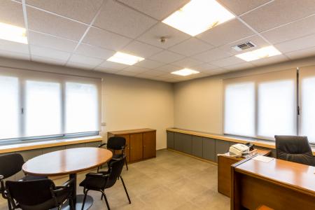 North Athens, building  729 sqm for rent