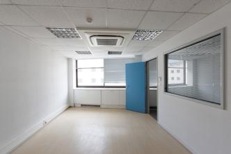 Athens Center building 1.250 sq.m for rent