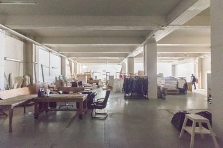 North Athens retail store 1.380 sq.m for rent