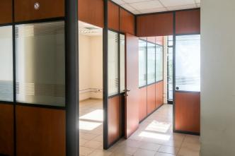 North Athens commercial building 1.150 sq.m for rent