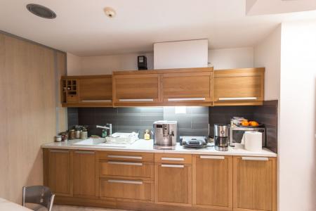 West Athens office 300 sq.m for rent