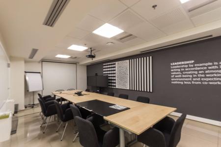 West Athens commercial space 1.016 sq.m for rent